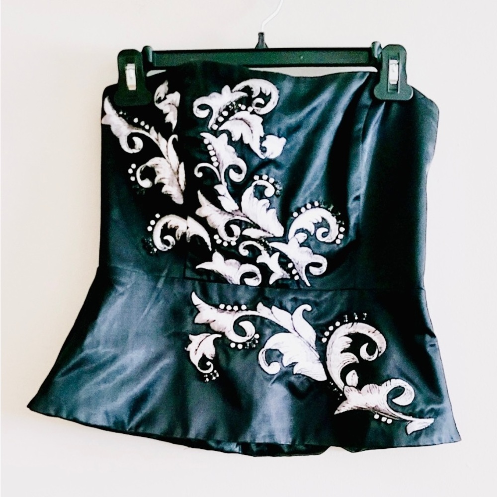 WHITE HOUSE BLACK MARKET Black